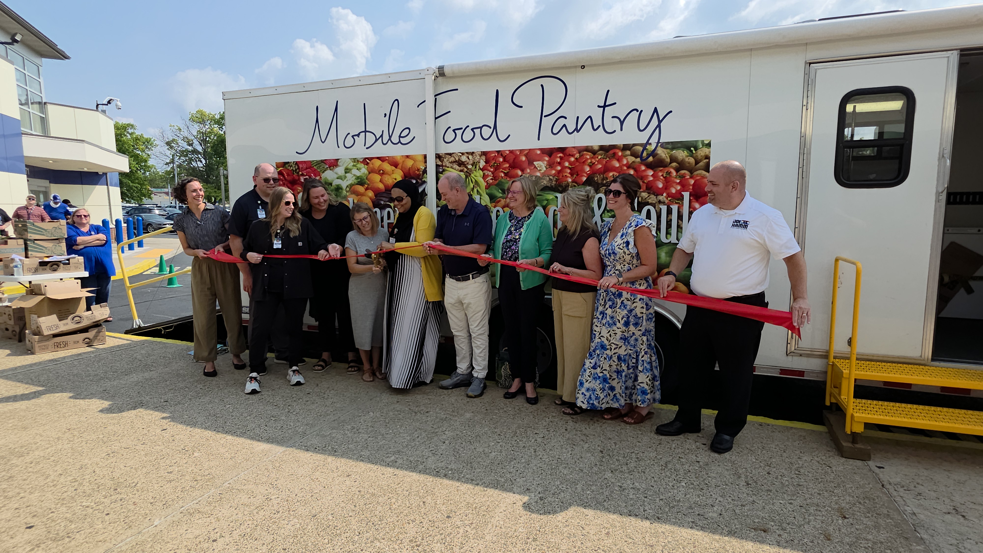 The New Love Center and River Valley Health partner for Food Pharmacy